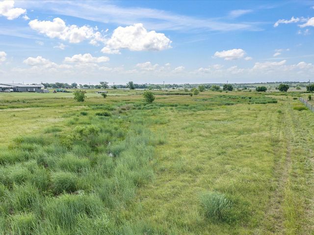 6600 Woodard Avenue, Cleburne, TX 76033
