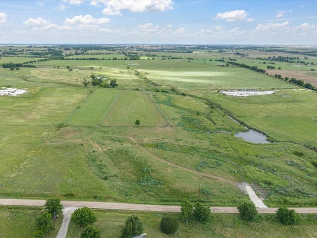 6600 Woodard Avenue, Cleburne, TX 76033