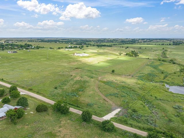 6600 Woodard Avenue, Cleburne, TX 76033