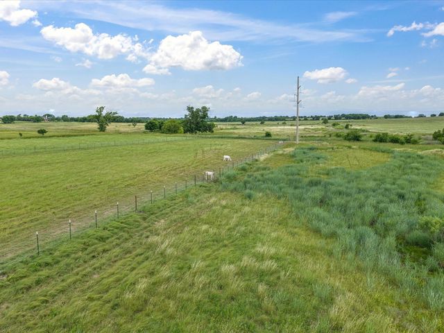 6600 Woodard Avenue, Cleburne, TX 76033
