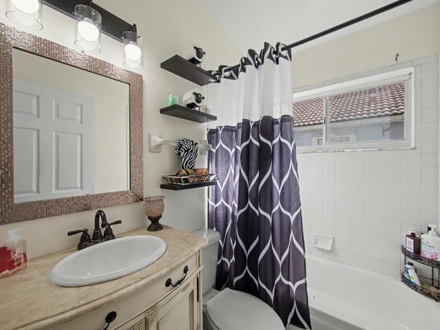 1971 Oak Berry Circle, Wellington, FL 33414