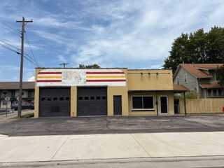 225 E Broadway, Fortville, IN 46040