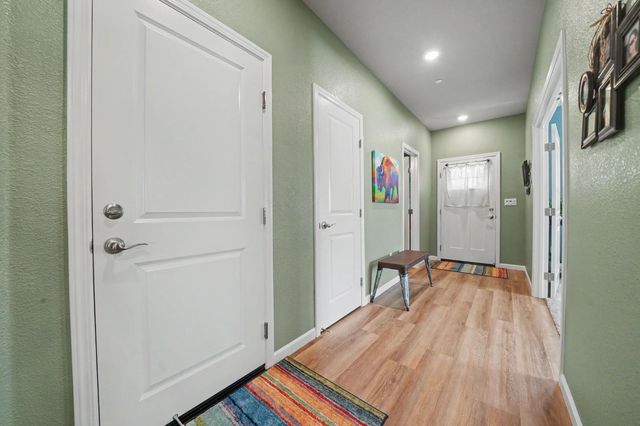 1301 Montecito Ct, Ione, CA 95640