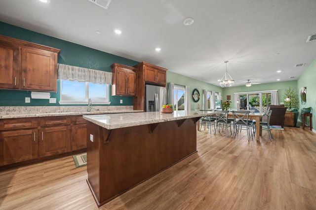 1301 Montecito Ct, Ione, CA 95640