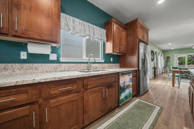 1301 Montecito Ct, Ione, CA 95640