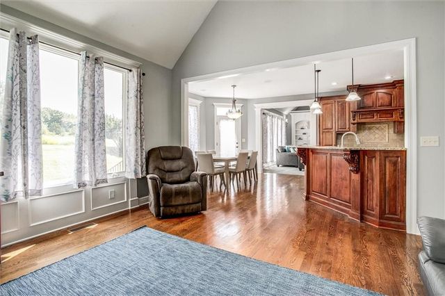 3509 S Saddle Ridge Drive, Independence, MO 64057