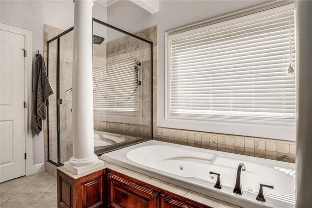 3509 S Saddle Ridge Drive, Independence, MO 64057