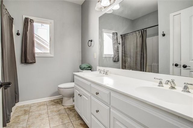 3509 S Saddle Ridge Drive, Independence, MO 64057