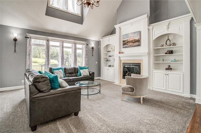 3509 S Saddle Ridge Drive, Independence, MO 64057