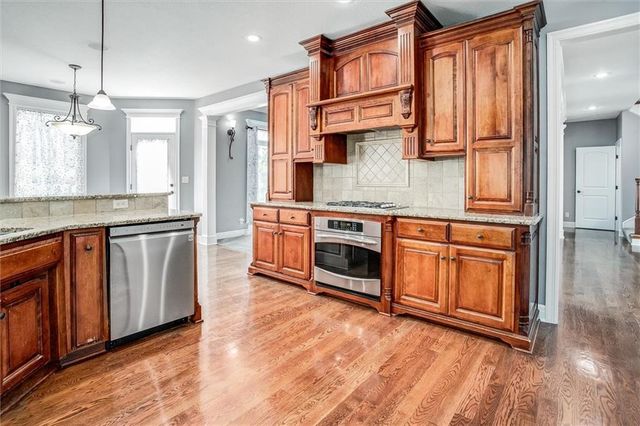3509 S Saddle Ridge Drive, Independence, MO 64057