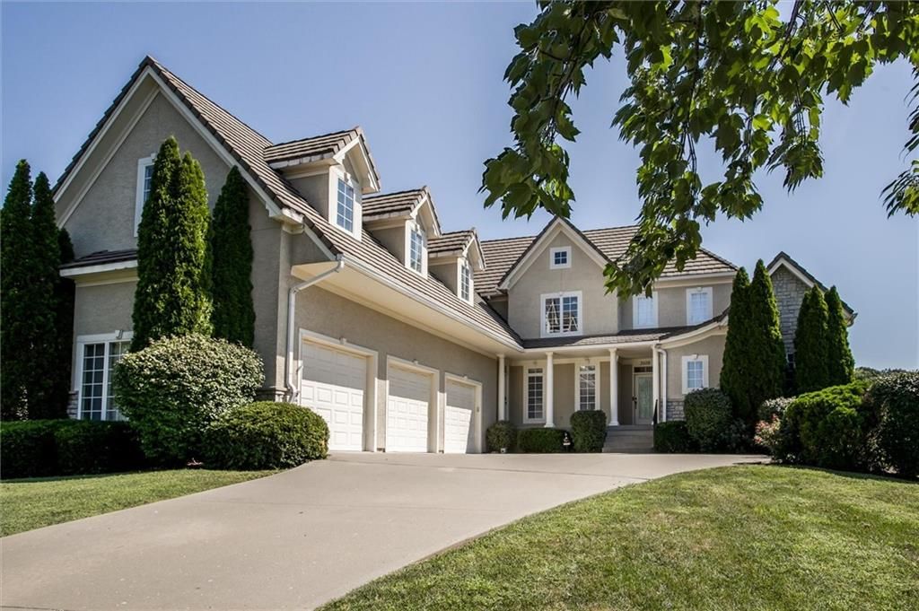 3509 S Saddle Ridge Drive, Independence, MO 64057