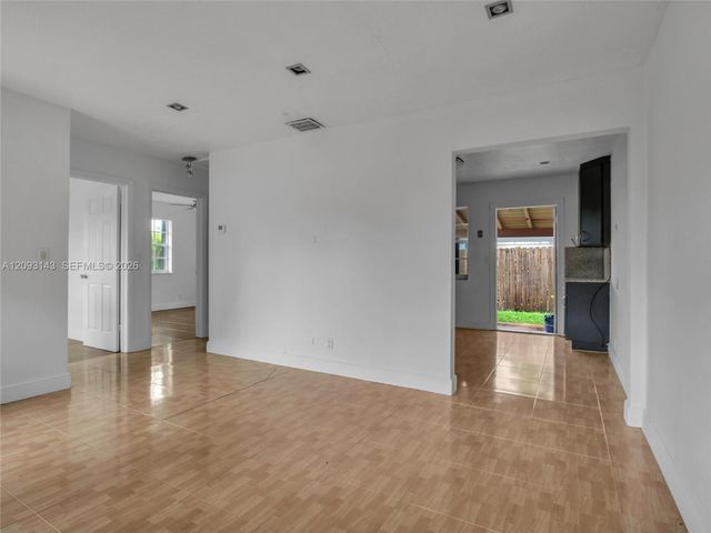 401 SW 4th Terrace, Hallandale Beach, FL 33009