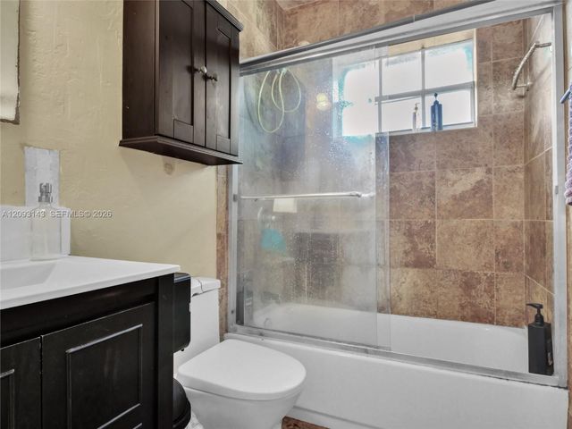 401 SW 4th Terrace, Hallandale Beach, FL 33009