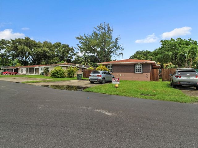 401 SW 4th Terrace, Hallandale Beach, FL 33009