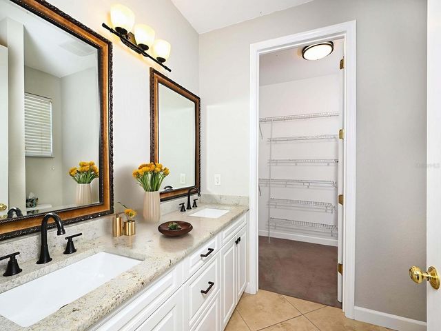 2442 HIVELY STREET, Sarasota, FL 34231