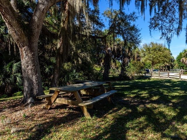 2442 HIVELY STREET, Sarasota, FL 34231