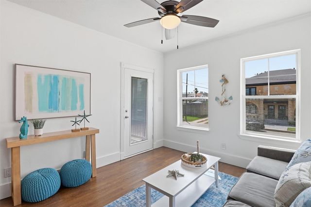 1812 20th Street, Galveston, TX 77550