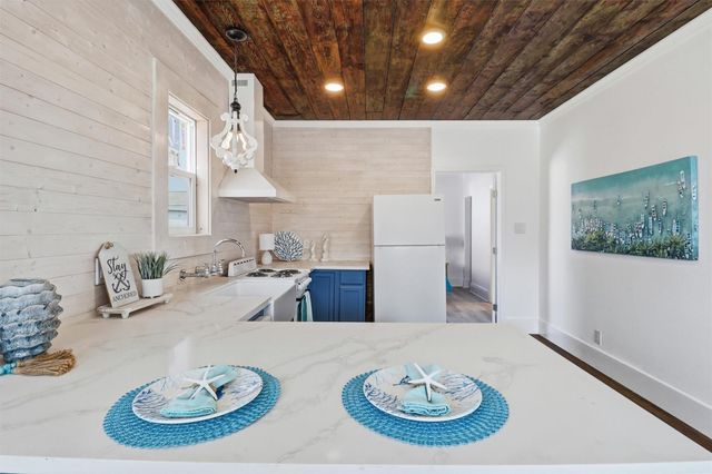 1812 20th Street, Galveston, TX 77550