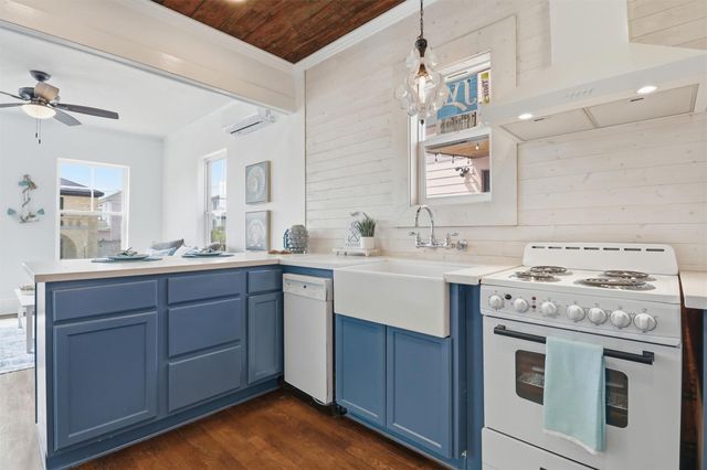 1812 20th Street, Galveston, TX 77550