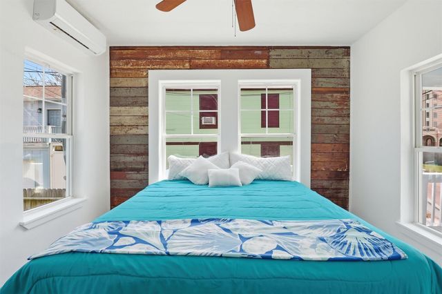 1812 20th Street, Galveston, TX 77550