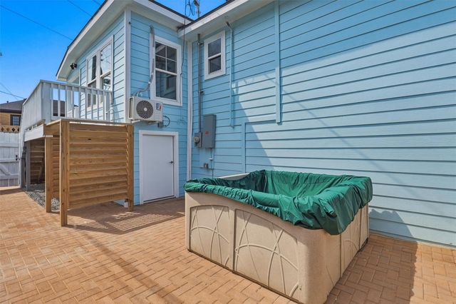 1812 20th Street, Galveston, TX 77550