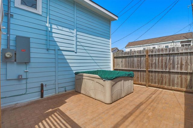 1812 20th Street, Galveston, TX 77550