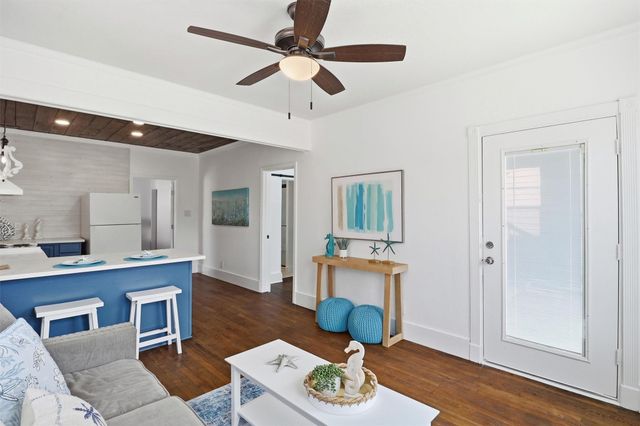 1812 20th Street, Galveston, TX 77550