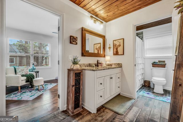 298 Roberts Point Road, Jackson, GA 30233