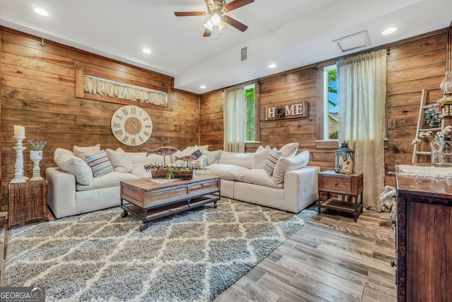298 Roberts Point Road, Jackson, GA 30233