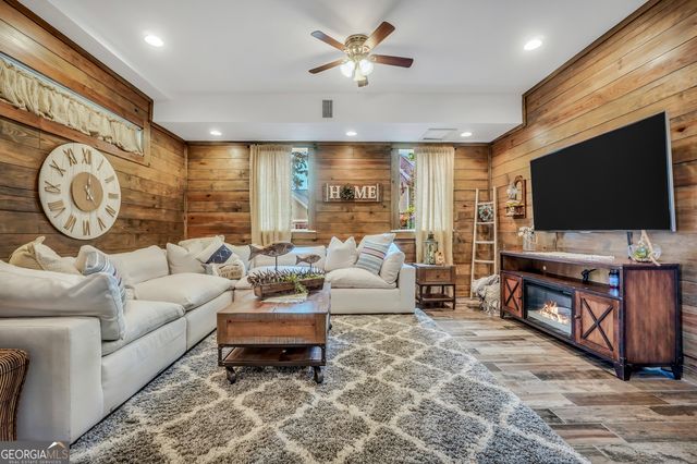 298 Roberts Point Road, Jackson, GA 30233