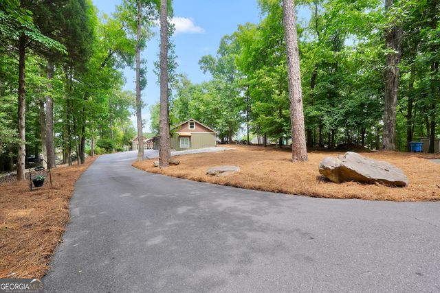298 Roberts Point Road, Jackson, GA 30233
