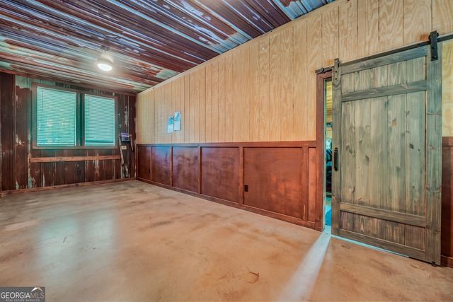 298 Roberts Point Road, Jackson, GA 30233