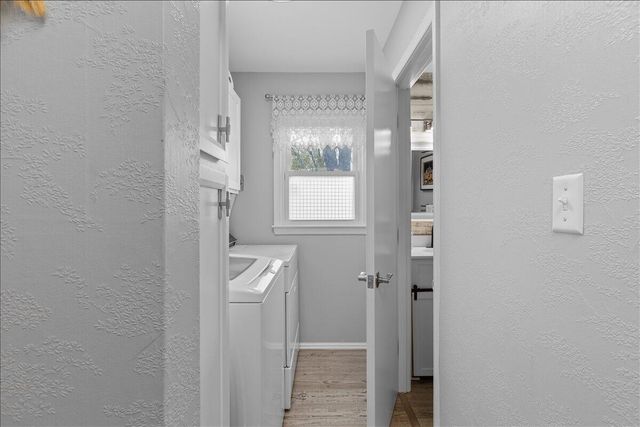 2440 Charing Cross DR, Roanoke, VA 24018