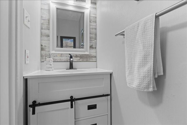 2440 Charing Cross DR, Roanoke, VA 24018