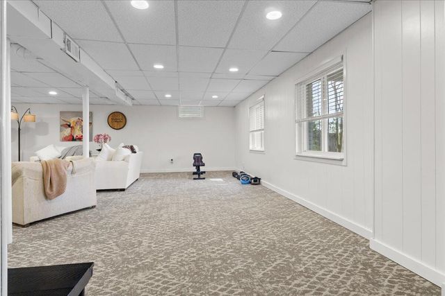 2440 Charing Cross DR, Roanoke, VA 24018