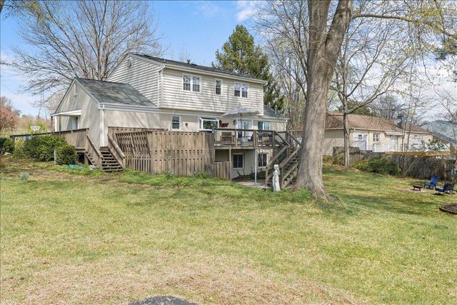 2440 Charing Cross DR, Roanoke, VA 24018