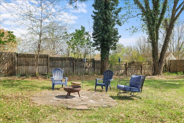 2440 Charing Cross DR, Roanoke, VA 24018