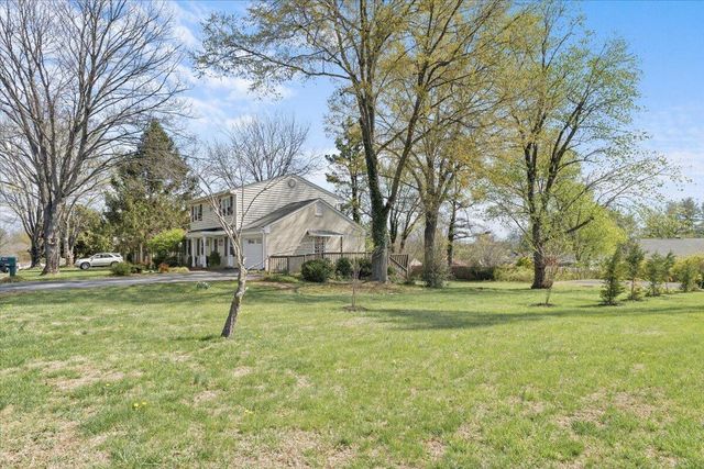 2440 Charing Cross DR, Roanoke, VA 24018