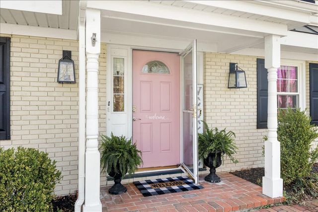 2440 Charing Cross DR, Roanoke, VA 24018