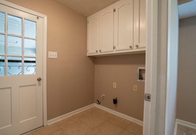 13423 Clear Oak Ave, Central, LA 70818
