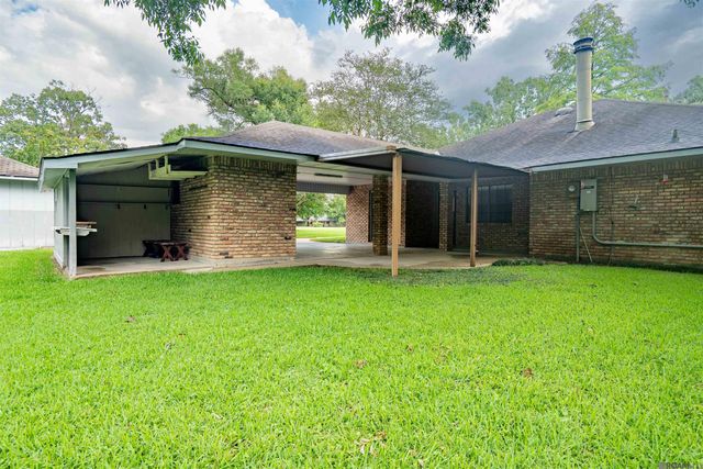13423 Clear Oak Ave, Central, LA 70818