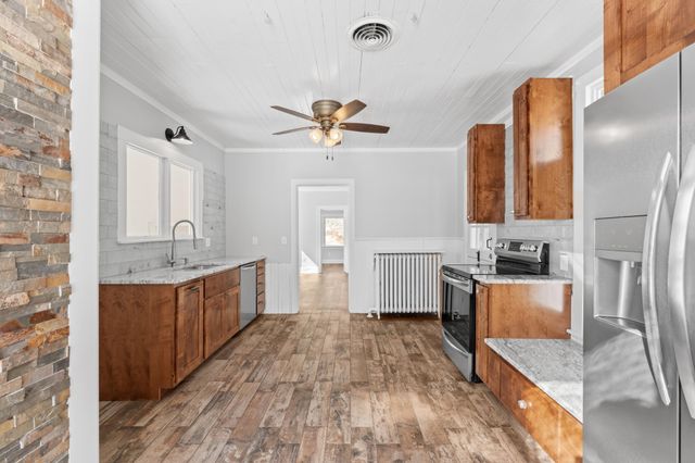 620 7th Street SW, Rochester, MN 55902