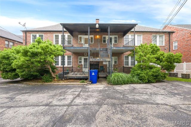8100 Delmar Boulevard 1W, University City, MO 63130