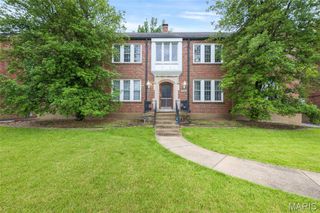 8100 Delmar Boulevard 1W, University City, MO 63130