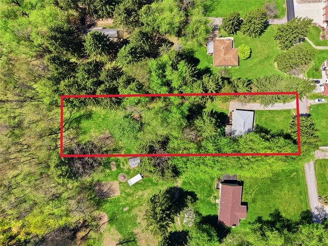 28 Guinn Dr, Amwell, PA 15301