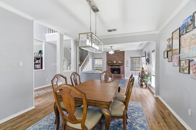 1214 Holly Hill Drive, Grand Prairie, TX 75052