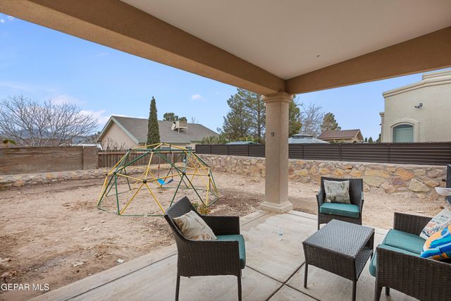 5822 WILLET Drive, Santa Teresa, NM 88008