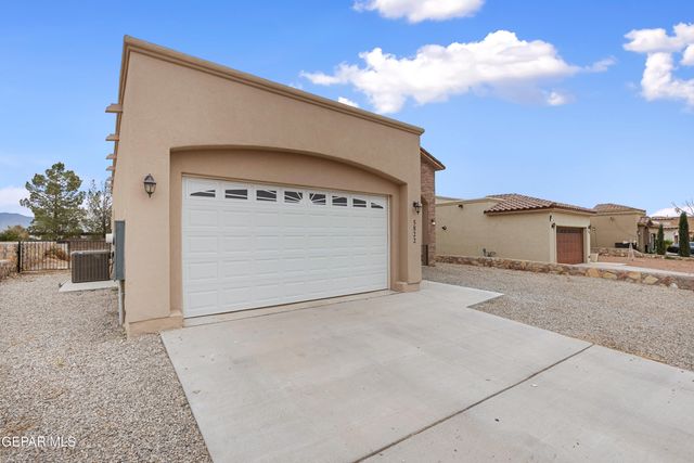 5822 WILLET Drive, Santa Teresa, NM 88008