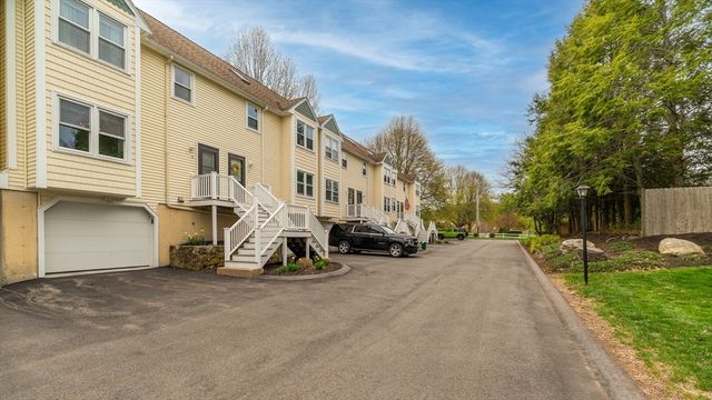 38 Kimball Ave 6, Ipswich, MA 01938