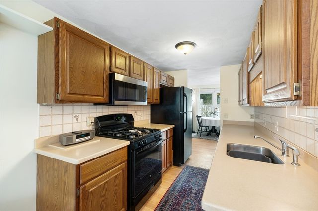 38 Kimball Ave 6, Ipswich, MA 01938